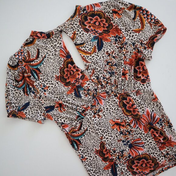 Free People Hear Me Roar Keyhole Top | S - Picture 6 of 7